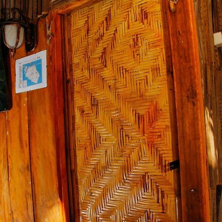 Nyuh Bengkok Tree House Hotell Batununggul Exteriör bild