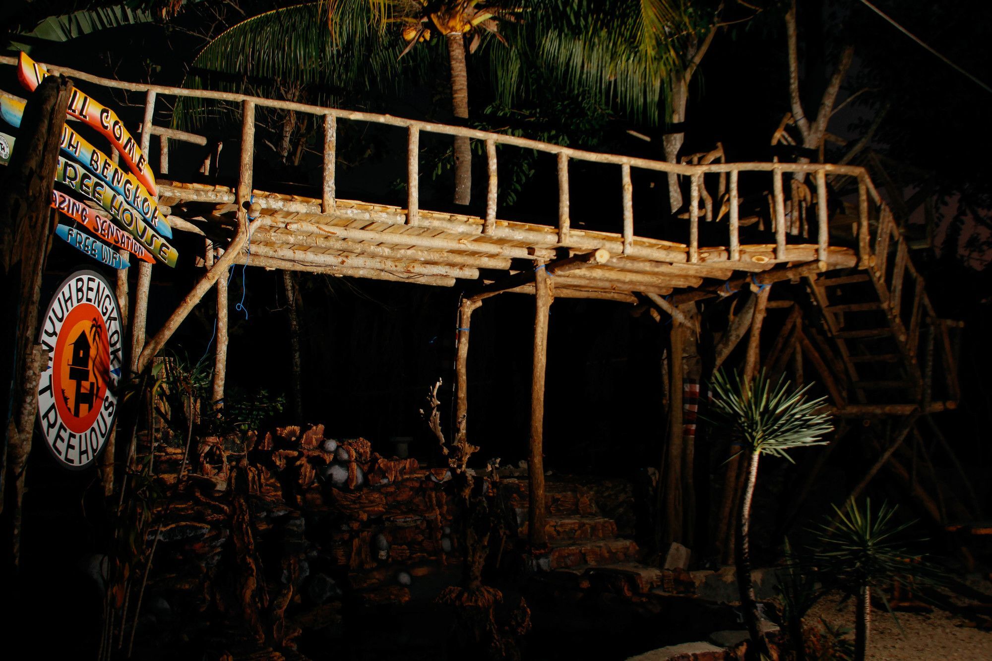 Nyuh Bengkok Tree House Hotell Batununggul Exteriör bild
